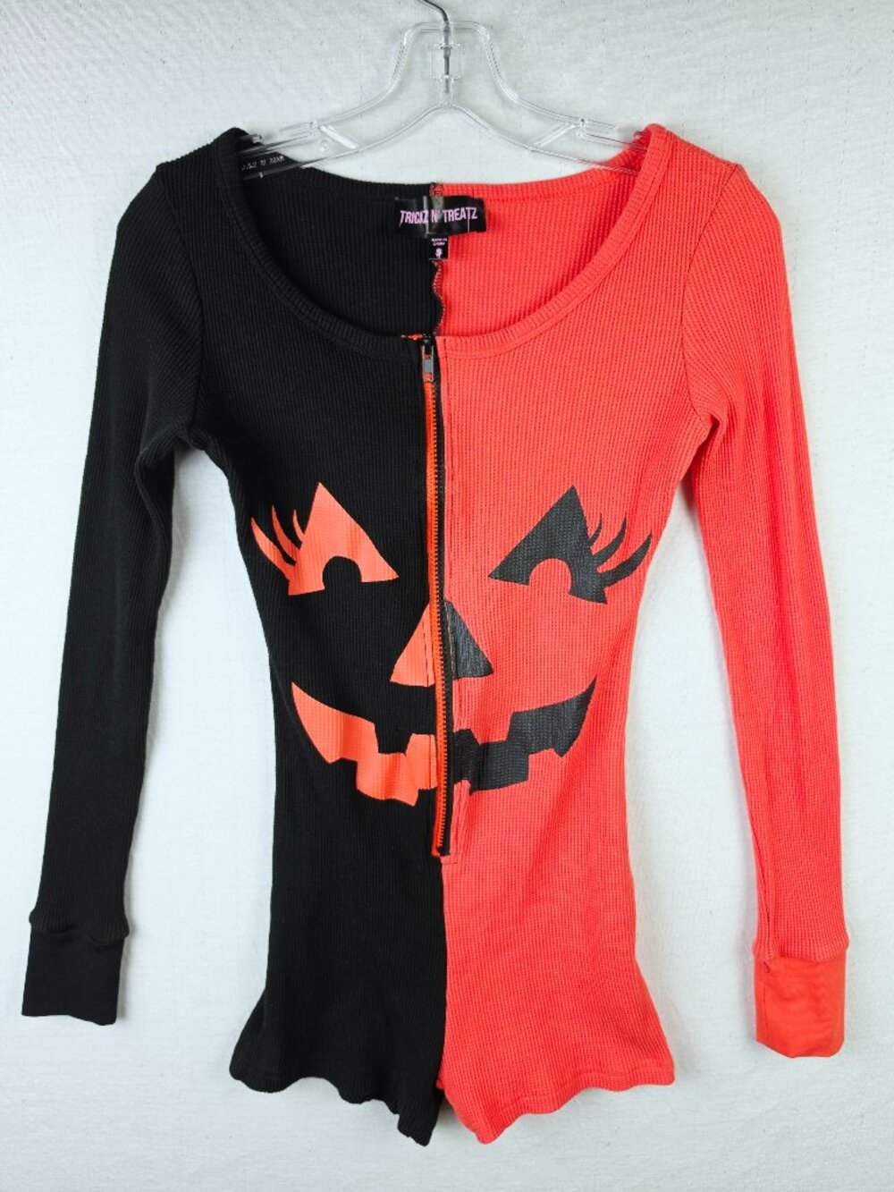 Dolls Kill Trickz N' Treatz Feelin' Hollow Inside Pumpkin Romper Ribbed size S